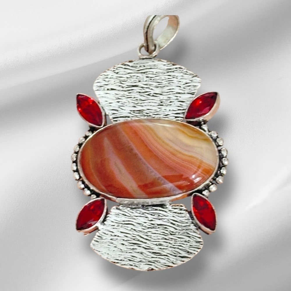 Handcrafted Artisan Carnelian Agate Pendant Red Crystal Accent Stones - Jewelry